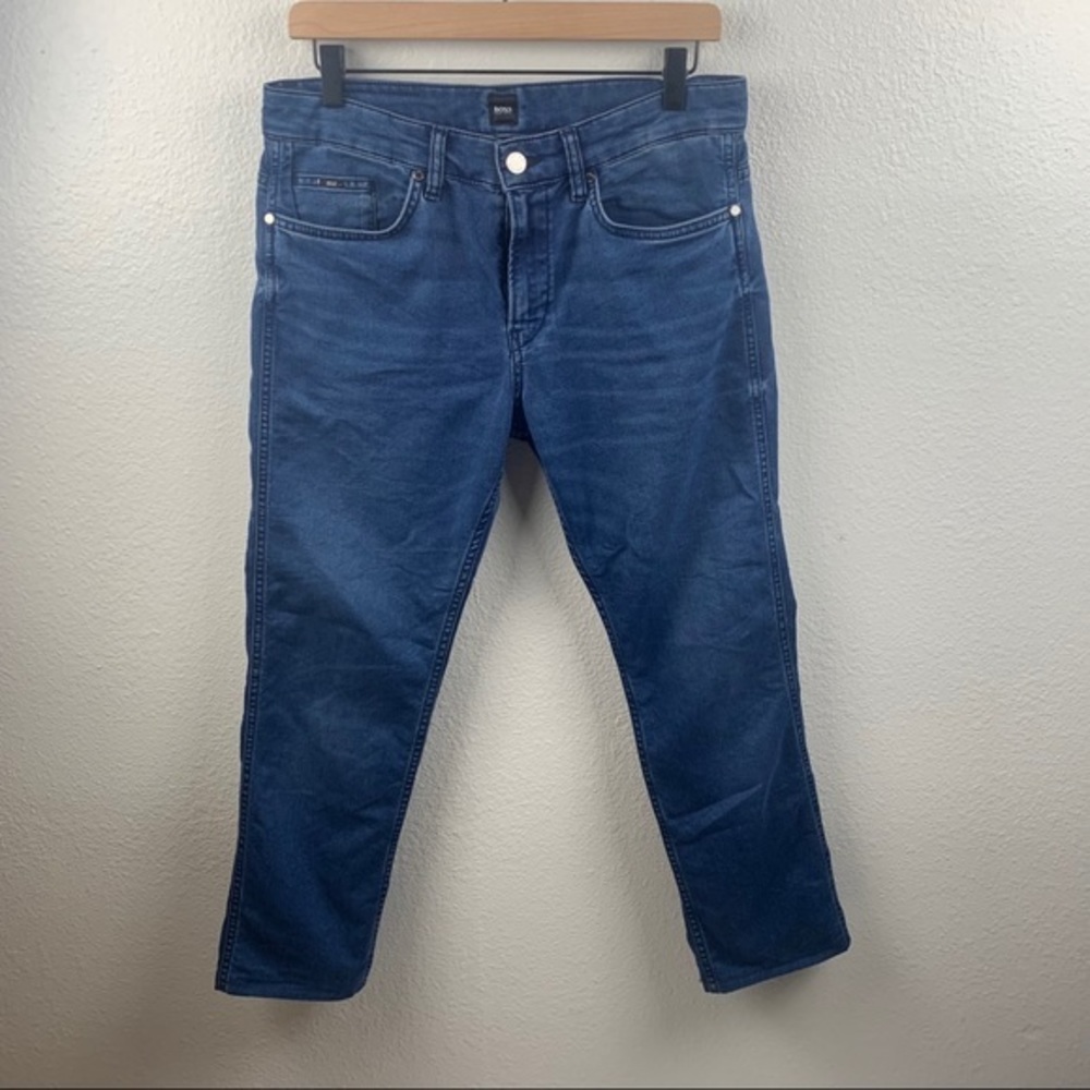 HUGO BOSS MEDIUM WASH MENS SKINNY JEANS